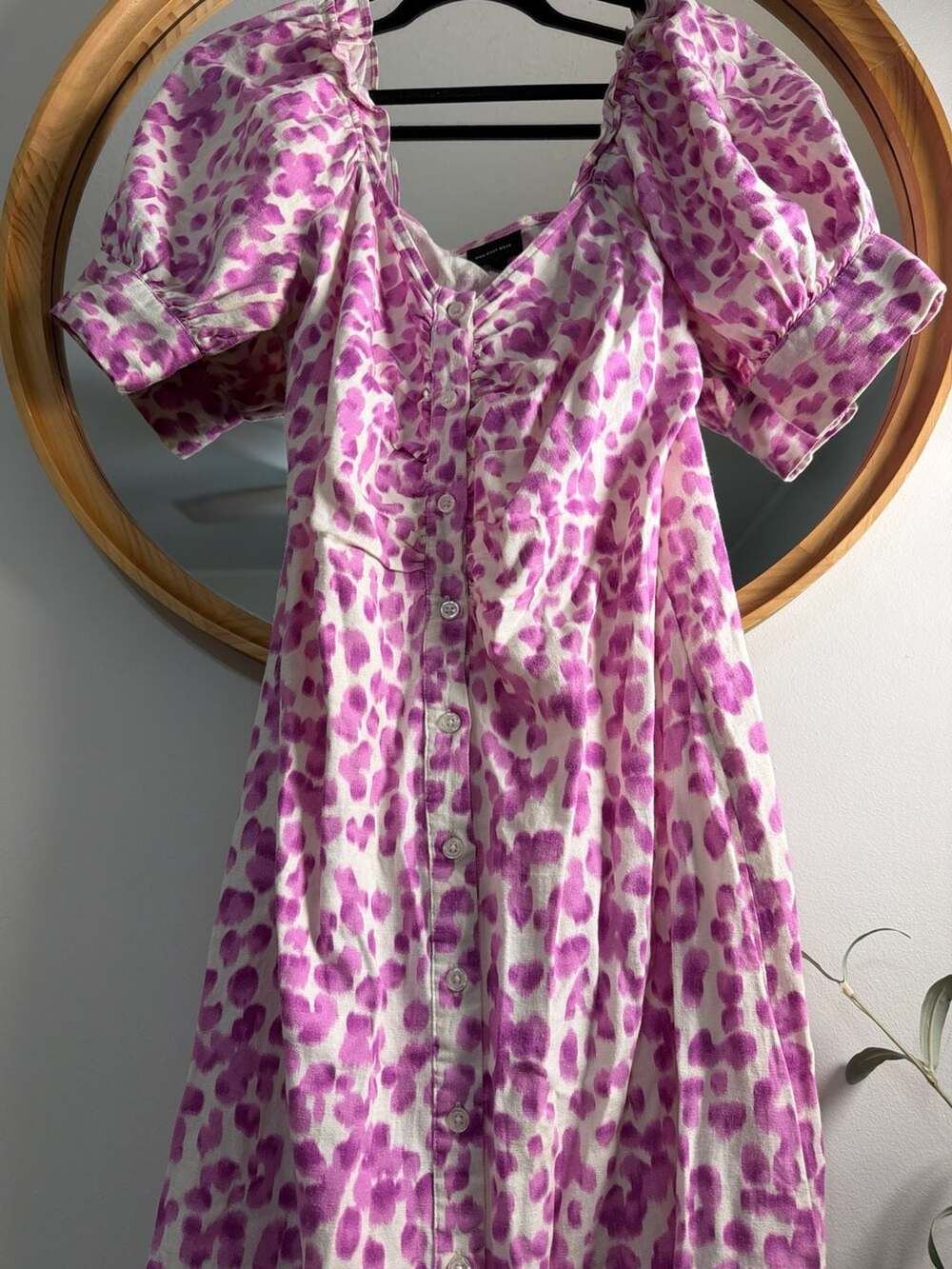 Who What Wear Purple Leopard Print Puff Sleeve Button Front Midi Dress - Picture 2 of 5